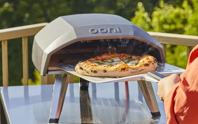 four à pizza ooni koda 12