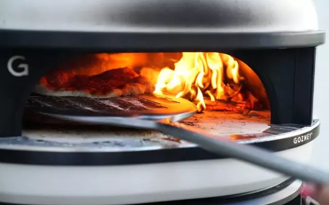 pelle à pizza